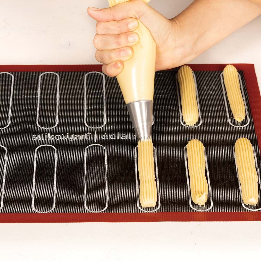 40.113.99.0000 SİLİKOMART AIR MAT ECLAIR & CHOUX 30*40 CM SİLİKON KALIP